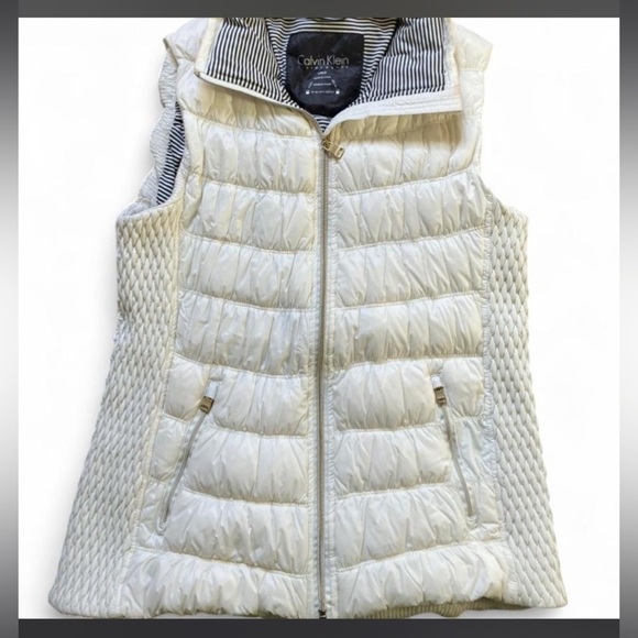 Calvin Klein Jackets & Blazers - Calvin Klein Performance Women's Nylon Shell 90% Down Puffer Vest
